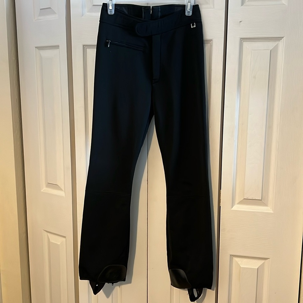 Roffe men’s stellar ski pants, black, size 28 regular.